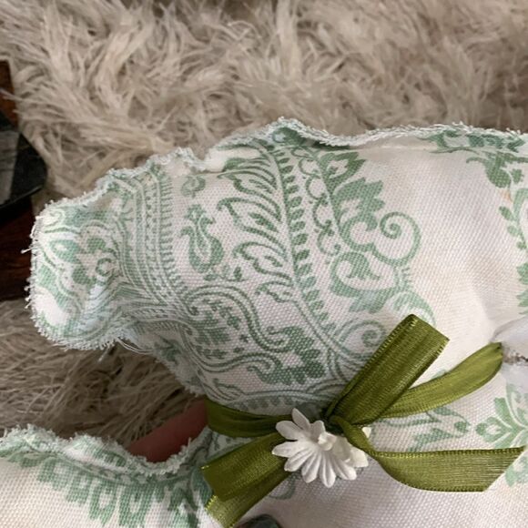 Handmade Cottage-core Country Distressed Edge Style Rabbit Throw Accent Pillow - Picture 8 of 16